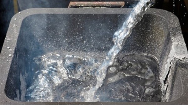 雷達液位計測量鋁液液位