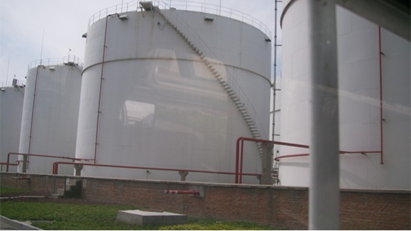 雷達液位計測量燃油儲罐的可行性分析