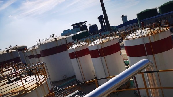 雷達液位計測量己烷儲罐液位