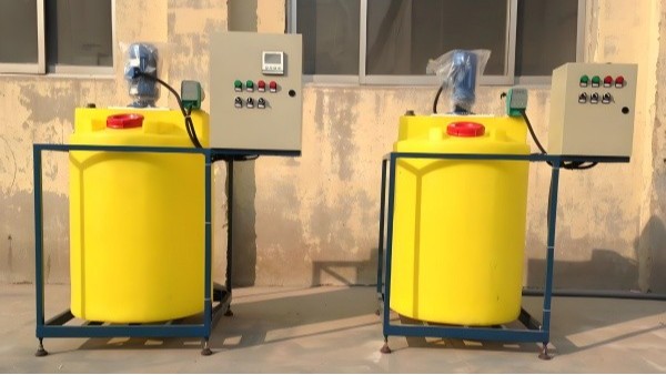 雷達液位計在pH調節罐中的應用