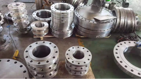 法蘭尺寸會影響雷達液位計測量嗎？