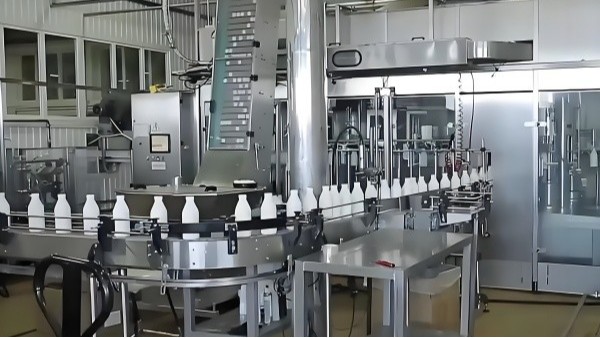 雷達液位計測量酸奶灌裝液位