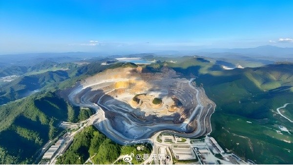 9d1e334b-daf1-4ea4-8a1f-bc0eca5f807f