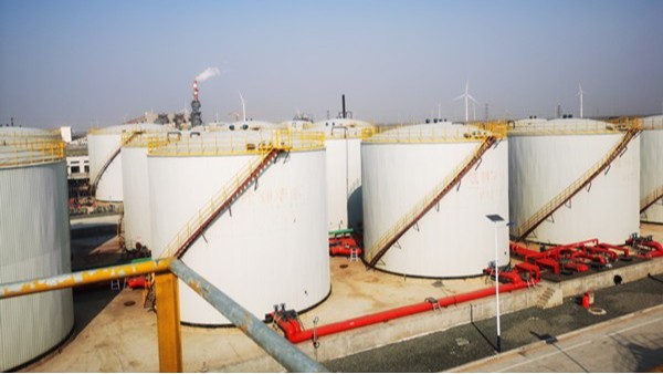 雷達液位計測量輕油的分析