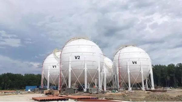 儲存易燃易爆介質的球罐用哪種液位計測量合適？