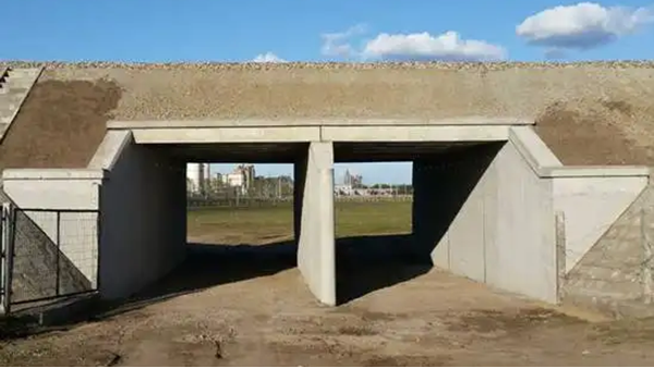 涵洞與探查井測量應選用哪種液位計？