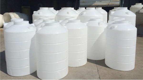 雷達料位計：精確測量食品添加劑塑料儲罐的關鍵