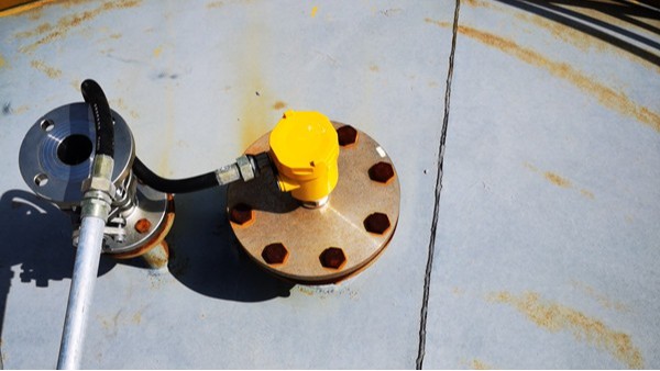 雷達物位計在天然氣處理行業中的選型分析